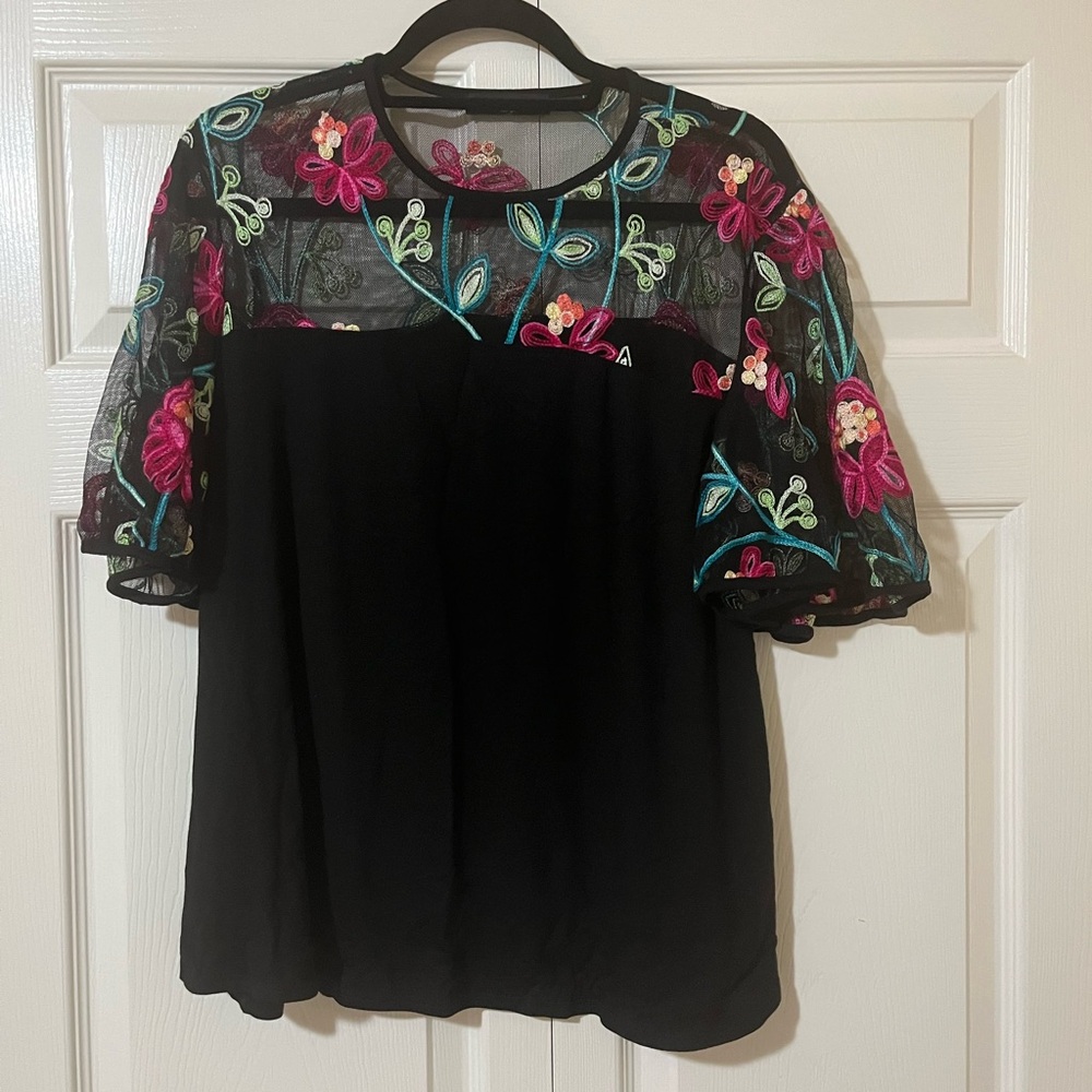 Kim & Cami Black Top with Floral Embroidery